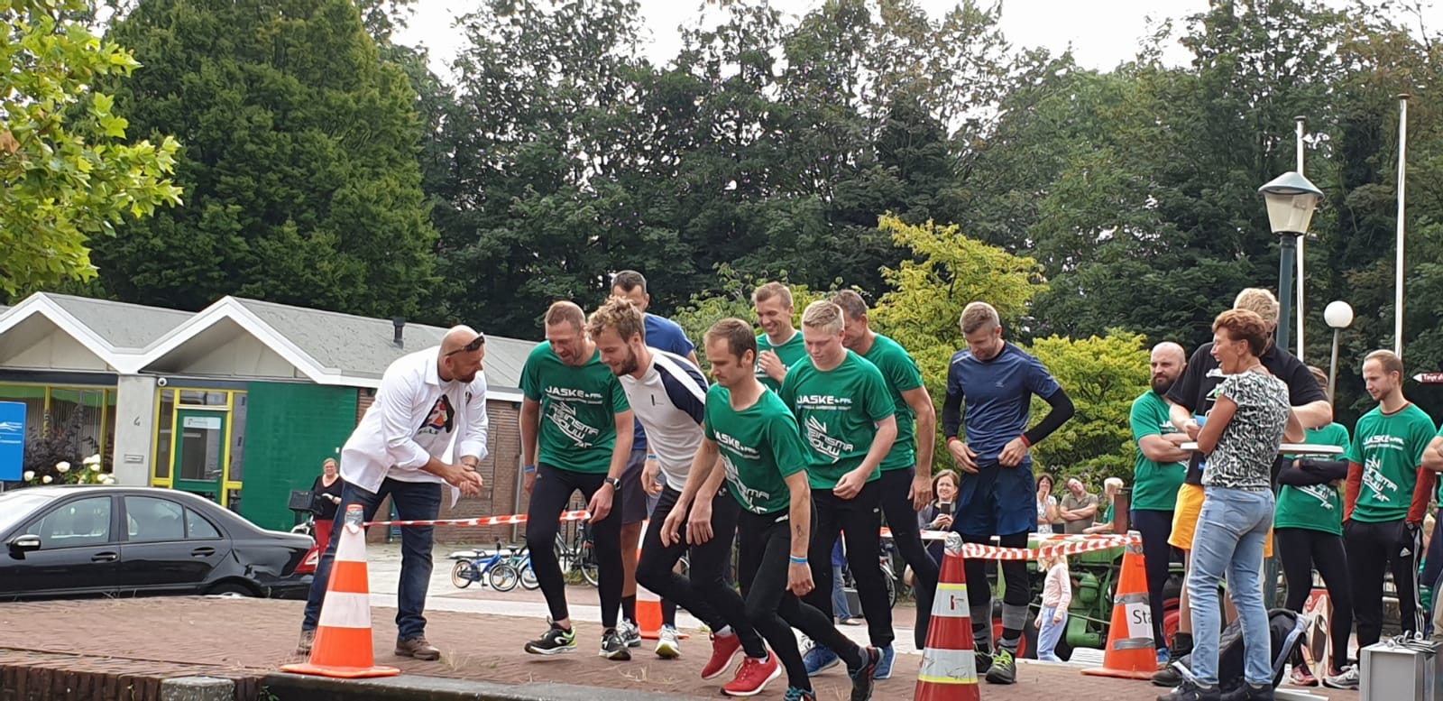 2019-08-17 | Marco Kroon geeft startschot voor Survival Run in Wergea